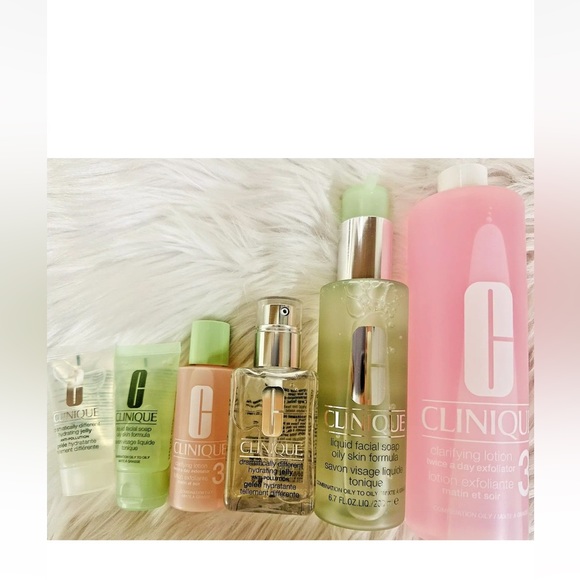 Clinique 6pc skincare set gift holidays bag Christmas skincare beauty - Picture 4 of 5